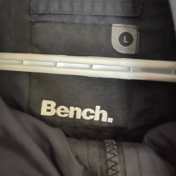 Bench jacket - Picture 3 of 3